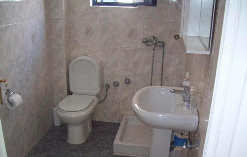 Georgia Apartment Fourni Ikarias